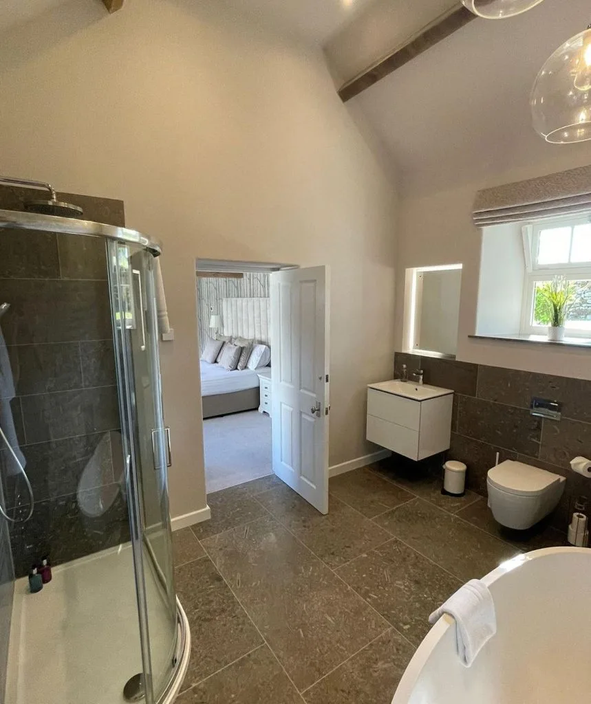 Limestone Bathroom Flooring Tiles